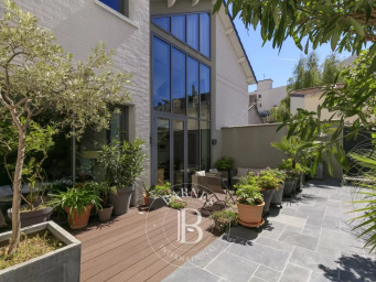 Maison a louer courbevoie - 9 pièce(s) - 197 m2 - Surfyn