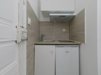 Appartement a louer paris-20e-arrondissement - 1 pièce(s) - 14 m2 - Surfyn