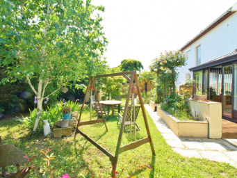 Maison a louer saint-ouen-l'aumone - 5 pièce(s) - 190 m2 - Surfyn