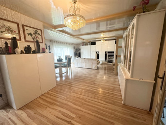 Maison a louer goussainville - 6 pièce(s) - 122 m2 - Surfyn