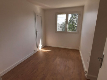 Appartement a louer pierrefitte-sur-seine - 4 pièce(s) - 69 m2 - Surfyn