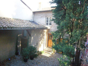 Maison 2 pièce(s) 60 m²à louer Lyon-5e-arrondissement
