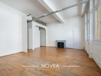 Appartement 300 000 € - 71 m²