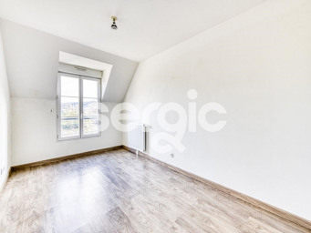 Appartement a louer persan - 3 pièce(s) - 60.85 m2 - Surfyn