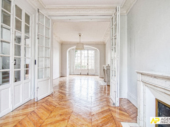 Maison a louer issy-les-moulineaux - 10 pièce(s) - 210 m2 - Surfyn