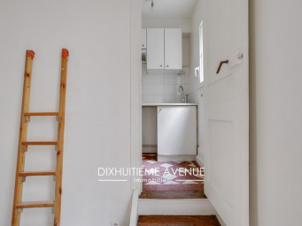 Appartement a louer paris-18e-arrondissement - 2 pièce(s) - 34.29 m2 - Surfyn