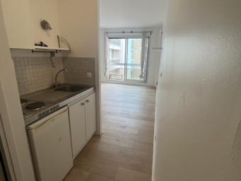 Appartement a louer paris-8e-arrondissement - 1 pièce(s) - 23 m2 - Surfyn