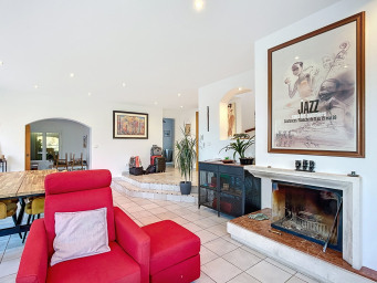 Maison a louer sainte-foy-les-lyon - 5 pièce(s) - 166.95 m2 - Surfyn