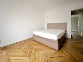 Appartement a louer paris-1er-arrondissement - 4 pièce(s) - 93 m2 - Surfyn