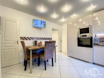 Maison a louer vigneux-sur-seine - 6 pièce(s) - 180 m2 - Surfyn