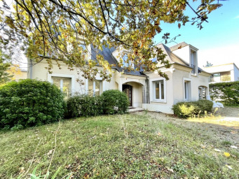Maison a louer courbevoie - 7 pièce(s) - 240 m2 - Surfyn