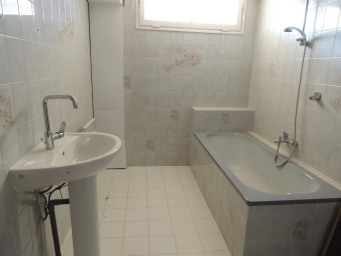 Maison a louer meyzieu - 7 pièce(s) - 154 m2 - Surfyn