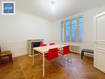 Maison a louer persan - 9 pièce(s) - 191 m2 - Surfyn