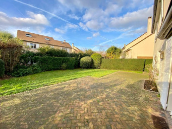 Maison a louer courbevoie - 7 pièce(s) - 152.27 m2 - Surfyn