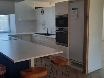 Maison a louer saint-brieuc - 9 pièce(s) - 206 m2 - Surfyn