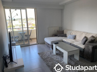 Appartement a louer cannes - 1 pièce(s) - 33 m2 - Surfyn