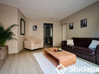 Appartement a louer angouleme - 1 pièce(s) - 18 m2 - Surfyn