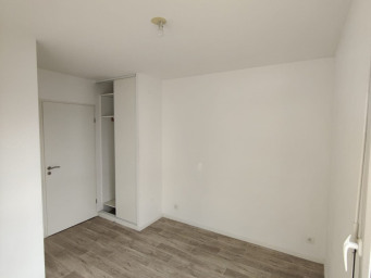 Appartement a louer garges-les-gonesse - 5 pièce(s) - 96 m2 - Surfyn