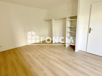 Appartement a louer le plessis-robinson - 3 pièce(s) - 72.4 m2 - Surfyn