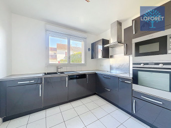 Maison a louer chelles - 5 pièce(s) - 106 m2 - Surfyn