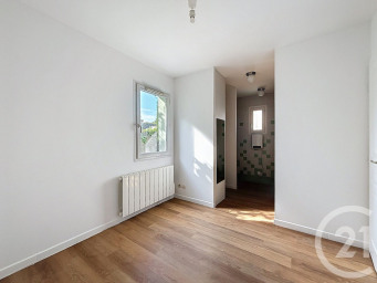 Maison a louer marseille-1er-arrondissement - 4 pièce(s) - 95.4 m2 - Surfyn