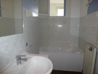 Appartement a louer fontaine - 3 pièce(s) - 75 m2 - Surfyn