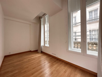Appartement a louer paris-2e-arrondissement - 3 pièce(s) - 66 m2 - Surfyn