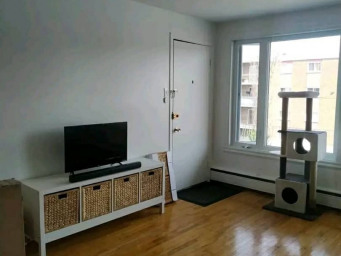 Appartement a louer paris-18e-arrondissement - 3 pièce(s) - 62 m2 - Surfyn