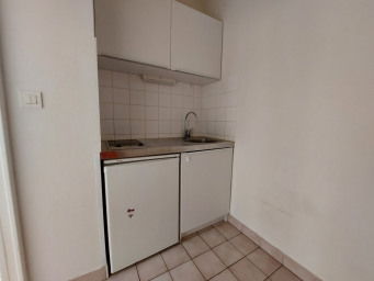 Appartement a louer reims - 1 pièce(s) - 31 m2 - Surfyn