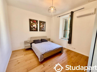 Maison a louer marseille-10e-arrondissement - 6 pièce(s) - 158 m2 - Surfyn