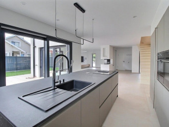 Maison a louer colmar - 5 pièce(s) - 144 m2 - Surfyn