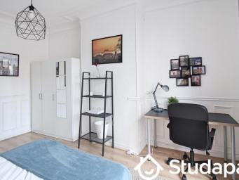 Appartement a louer paris-18e-arrondissement - 1 pièce(s) - 15 m2 - Surfyn
