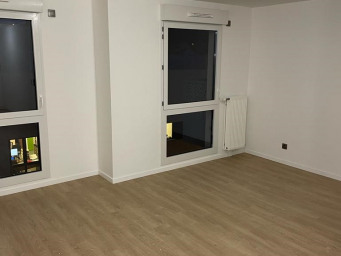 Appartement a louer saint-cyr-l'ecole - 1 pièce(s) - 31.67 m2 - Surfyn