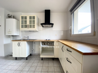 Appartement a louer montigny-le-bretonneux - 2 pièce(s) - 46.5 m2 - Surfyn