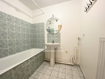 Appartement a louer montigny-le-bretonneux - 2 pièce(s) - 46.5 m2 - Surfyn