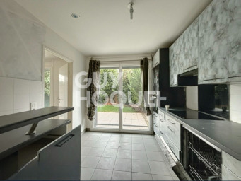 Maison a louer paris-18e-arrondissement - 5 pièce(s) - 117 m2 - Surfyn