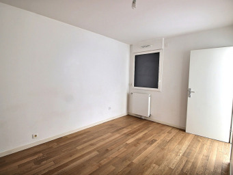 Appartement a louer garges-les-gonesse - 4 pièce(s) - 108 m2 - Surfyn