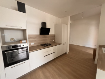 Maison a louer lyon-1er-arrondissement - 5 pièce(s) - 171.93 m2 - Surfyn