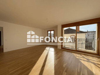 Appartement a louer lyon-4e-arrondissement - 3 pièce(s) - 81.78 m2 - Surfyn