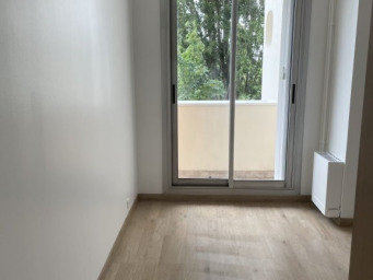 Appartement a louer stains - 2 pièce(s) - 42 m2 - Surfyn