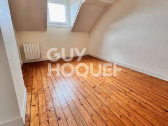 Maison a louer - 5 pièce(s) - 97 m2 - Surfyn