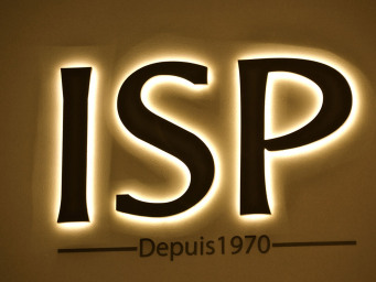 Maison a louer aix-en-provence - 7 pièce(s) - 200 m2 - Surfyn