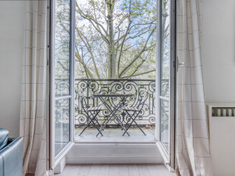 Appartement a louer paris-9e-arrondissement - 4 pièce(s) - 147 m2 - Surfyn