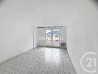 Appartement 2 pièce(s) 48.8 m²à louer Aubagne