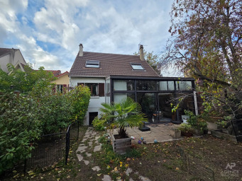 Maison a louer paris-15e-arrondissement - 5 pièce(s) - 130 m2 - Surfyn