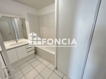 Appartement a louer marseille-8e-arrondissement - 3 pièce(s) - 64 m2 - Surfyn