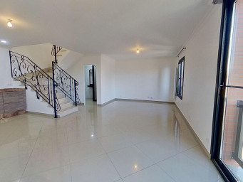 Appartement 4 pièce(s) 83 m²à louer Athis-mons