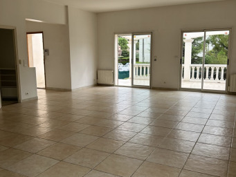 Maison a louer marseille-10e-arrondissement - 5 pièce(s) - 143 m2 - Surfyn