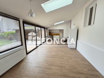 Maison a louer paris-8e-arrondissement - 4 pièce(s) - 91.1 m2 - Surfyn