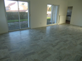 Maison a louer vaulx-en-velin - 4 pièce(s) - 120 m2 - Surfyn